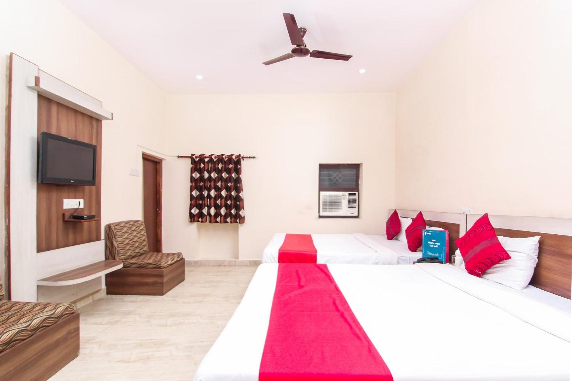 Lukergunj Holidays Prayagraj Exterior foto