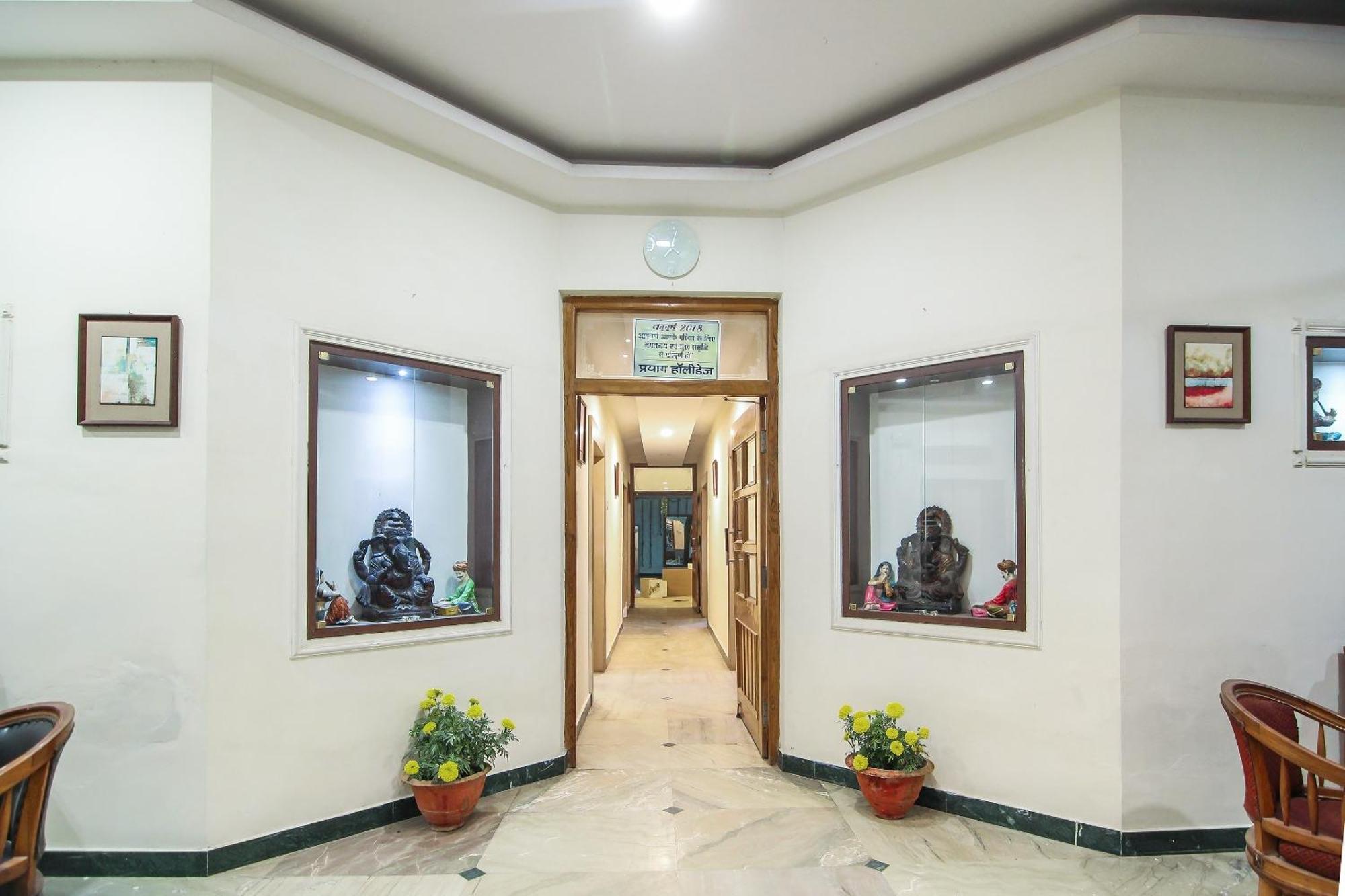 Lukergunj Holidays Prayagraj Exterior foto